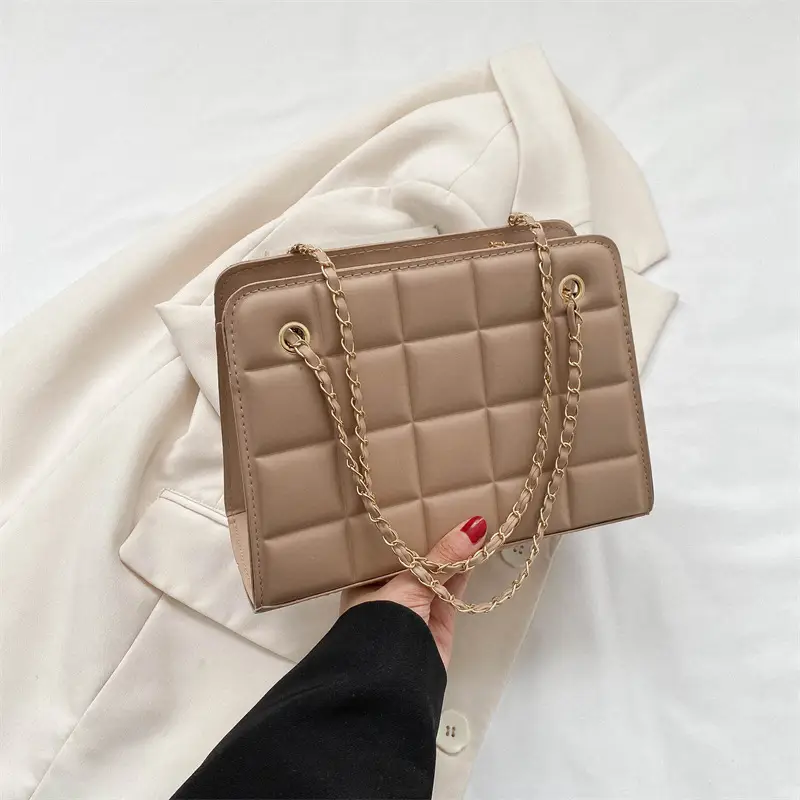White Quilted Crossbody Bag with Chain Strap - Image 3