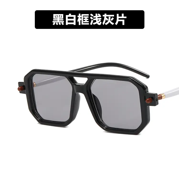 Square Eyeglasses with Black Frame Light Grey Lens