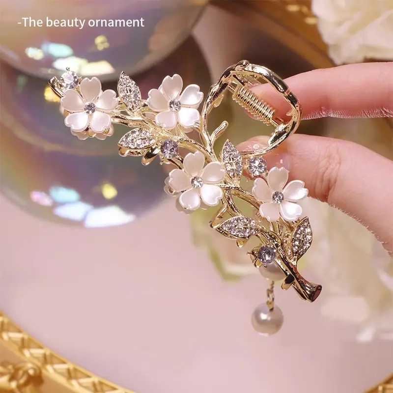 Pearl Tassel Flower Hairpin Clip for Women — feature 7