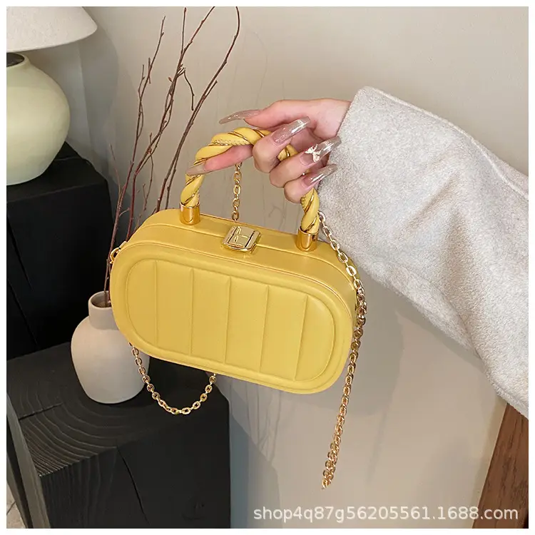Stylish Mint Green Square Chain Bag for Women - Image 12