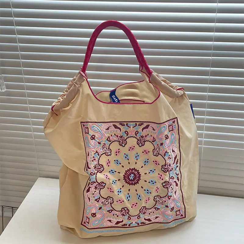 Japanese Niche Embroidered Green Shopping Bag with Cartoon Design - Image 58
