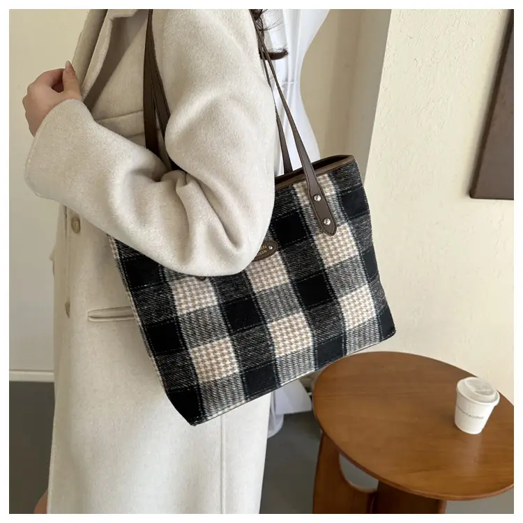 Plaid Shoulder Bag Women 2023 New Style — feature 22