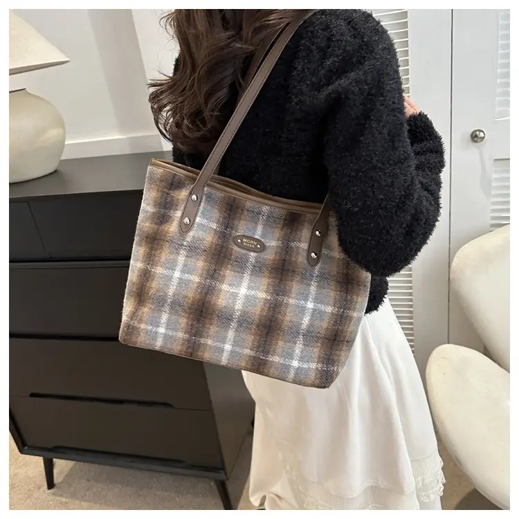 Plaid Shoulder Bag Women 2023 New Style — feature 23