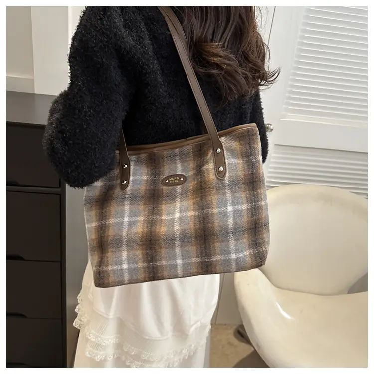Plaid Shoulder Bag Women 2023 New Style — feature 24