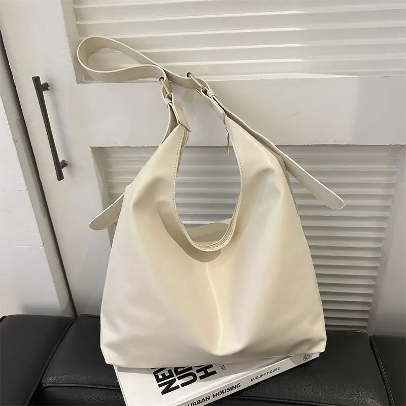 Women's Large-Capacity Soft Leather Commuter Tote Bag - Image 7
