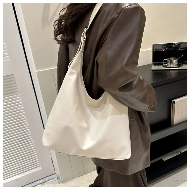 Women's Large-Capacity Soft Leather Commuter Tote Bag — feature 13
