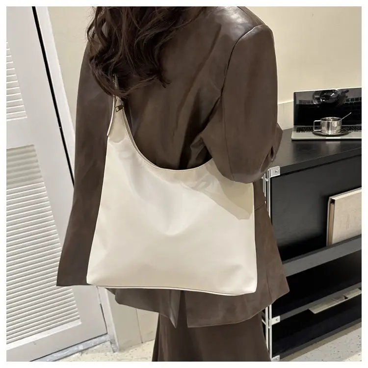 Women's Large-Capacity Soft Leather Commuter Tote Bag — feature 25