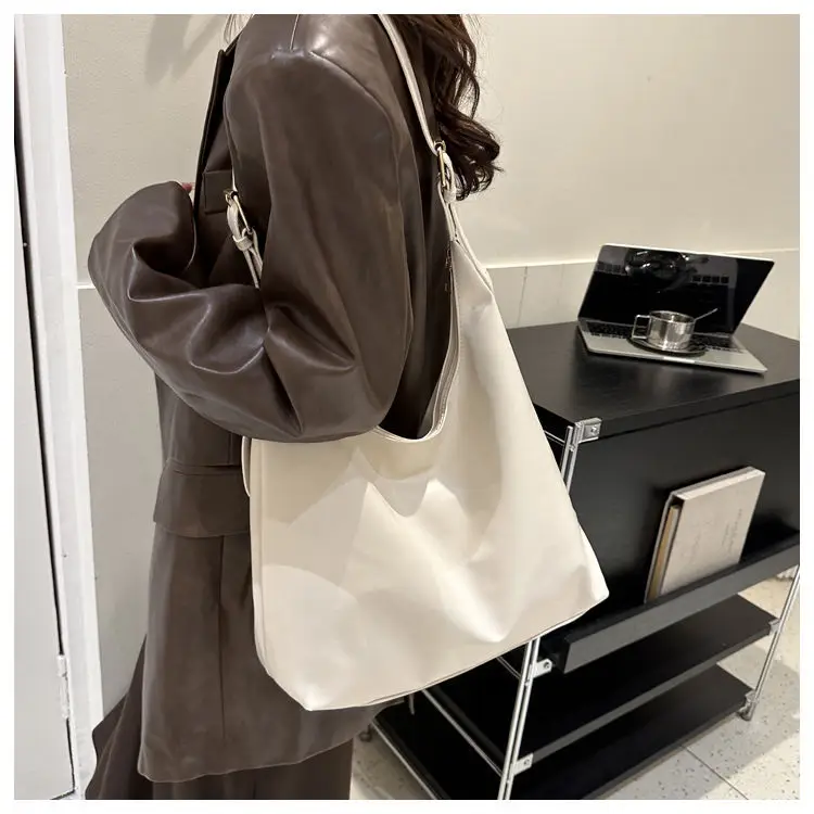 Women's Large-Capacity Soft Leather Commuter Tote Bag — feature 39