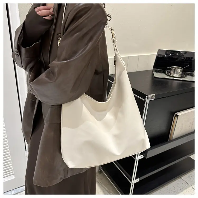 Women's Large-Capacity Soft Leather Commuter Tote Bag — feature 40