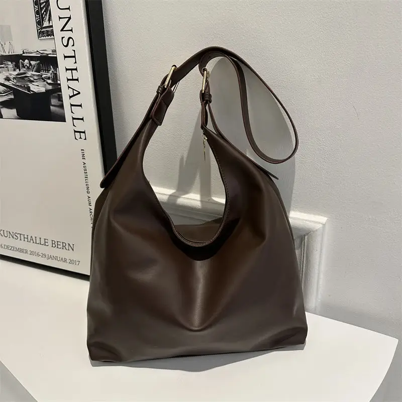 Women's Large-Capacity Soft Leather Commuter Tote Bag - Image 4