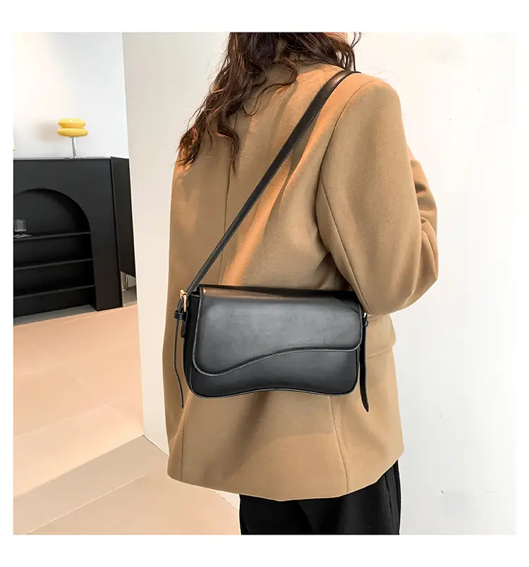 White Magnetic Buckle Shoulder Bag for Women — feature 19