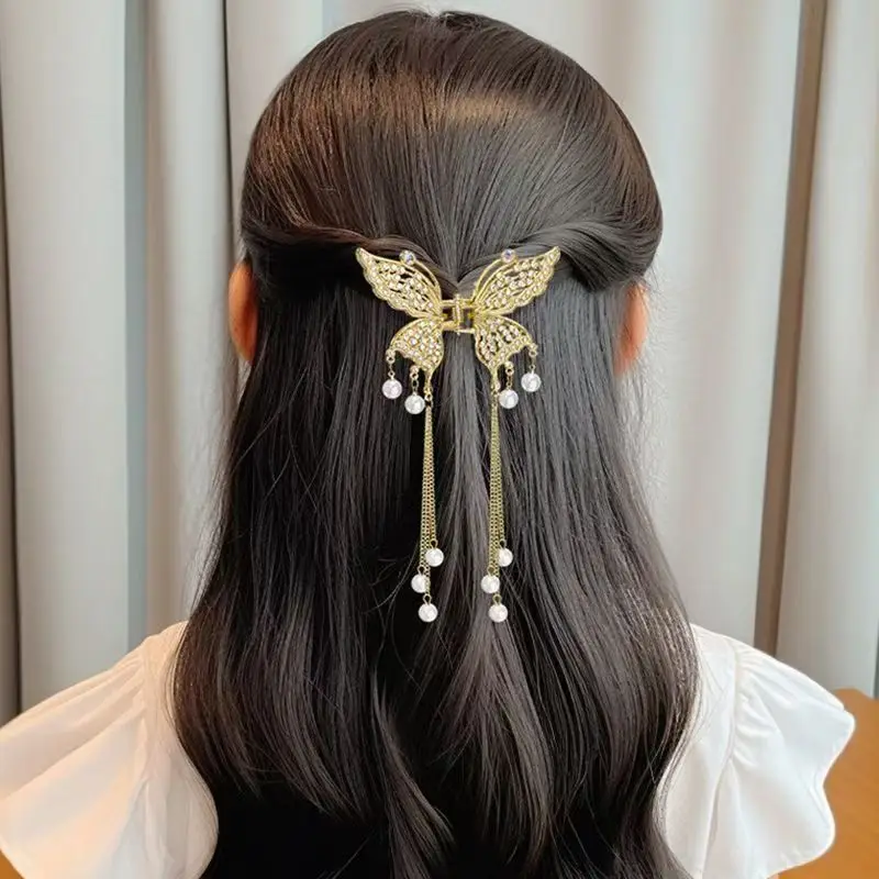 Elegant Butterfly Hairpin with Pearl Tassel for Women - Image 17