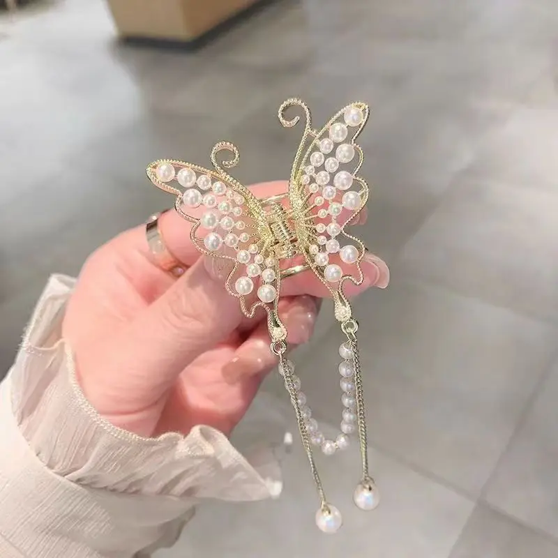 Elegant Butterfly Hairpin with Pearl Tassel for Women - Image 14