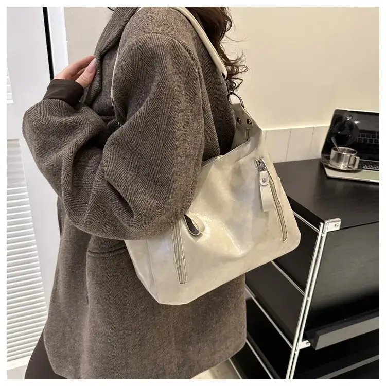 2023 Winter Women's Large Capacity Casual Shoulder Tote — feature 13