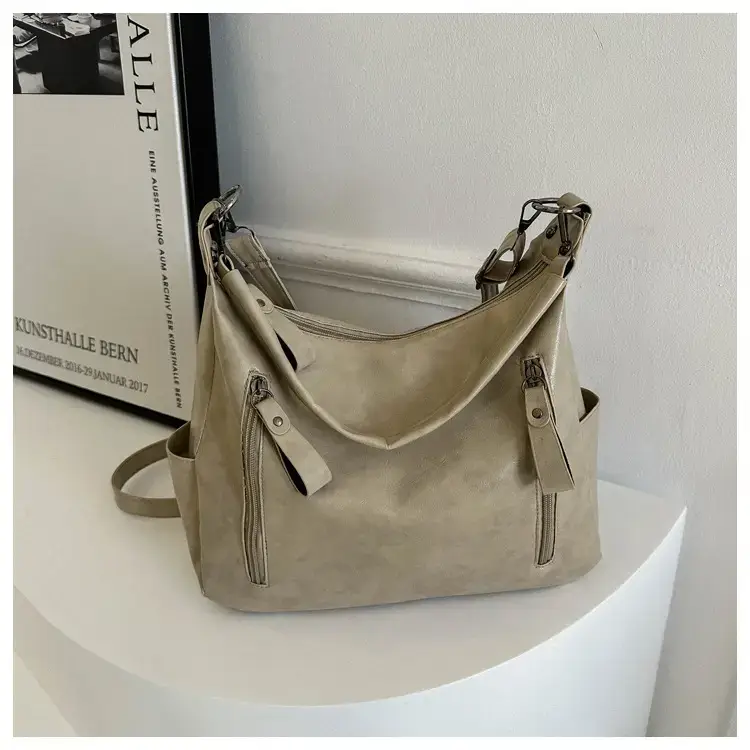 2023 Winter Women's Large Capacity Casual Shoulder Tote — feature 17
