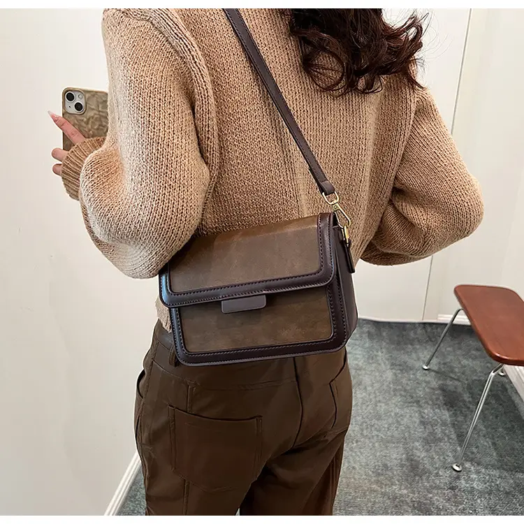 Women Shoulder Messenger Bag Brown Leather 2023 — feature 17