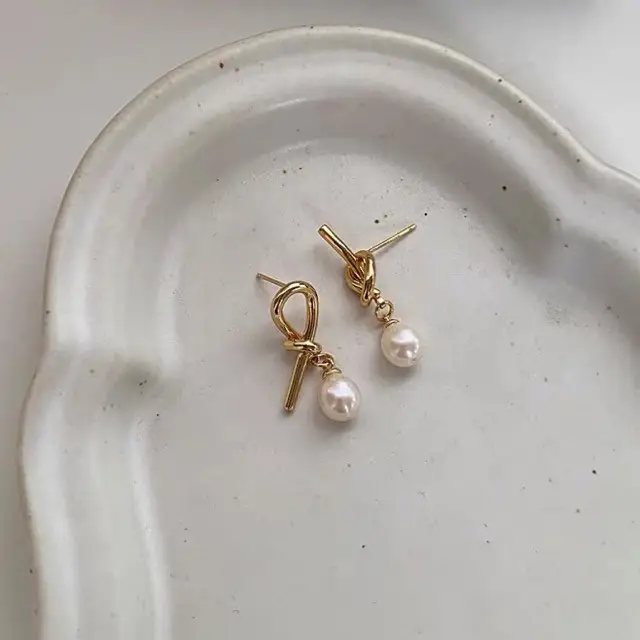 Women Pearl Earrings Autumn Winter Silver Adjustable