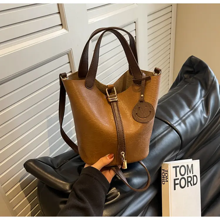 Brown Leather Crossbody Bag Large Capacity Vintage Feel — feature 23