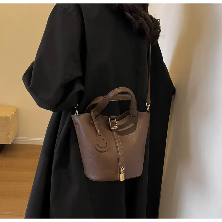 Brown Leather Crossbody Bag Large Capacity Vintage Feel — feature 28