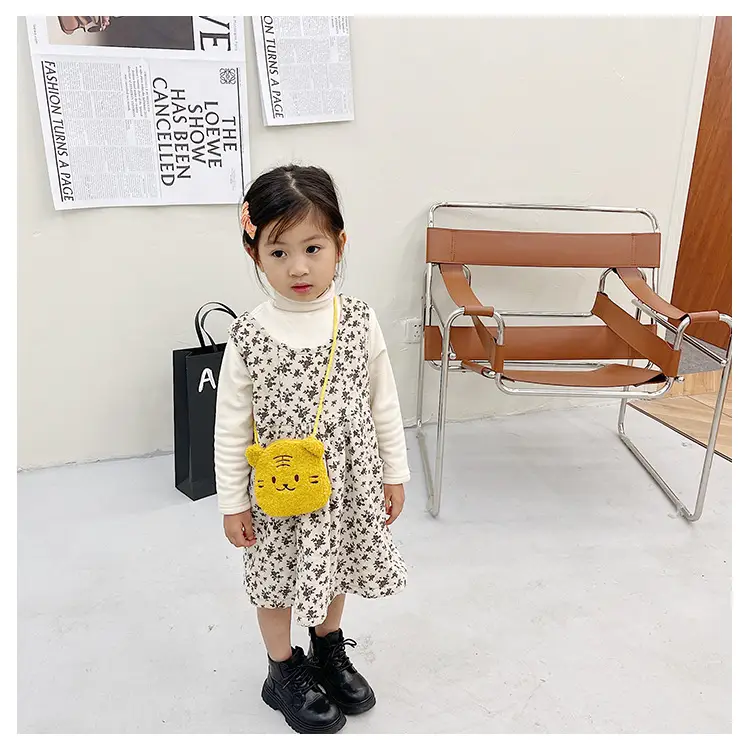 Cute Bear Coin Purse for Boys Girls Crossbody Bag — feature 6