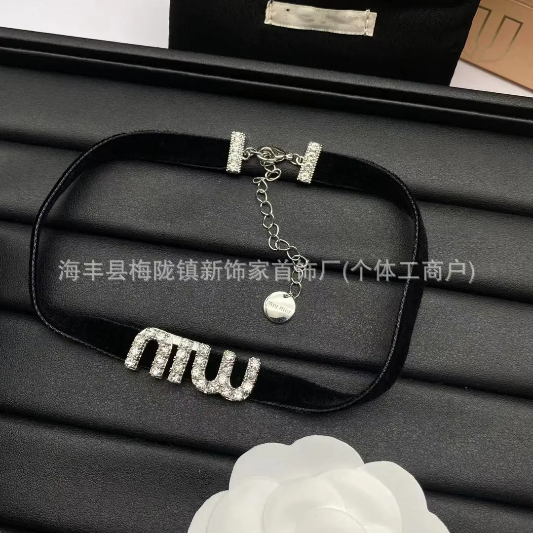 Pearl Bow Necklace Bracelet Set for Women - Image 3