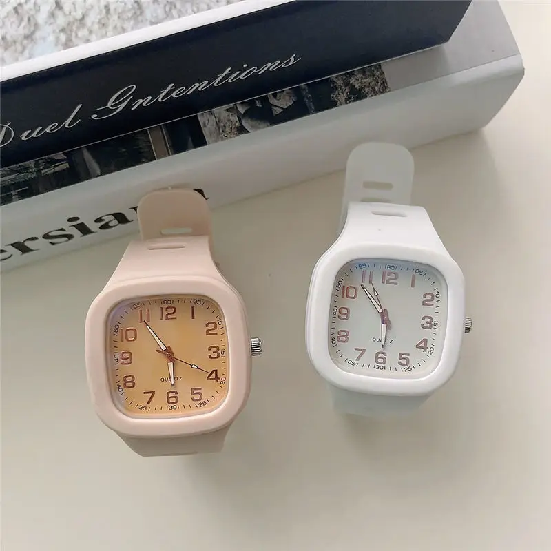 Internet celebrity square watch women's ins style simple temperament digital niche college style quartz watch for junior and senior high school students