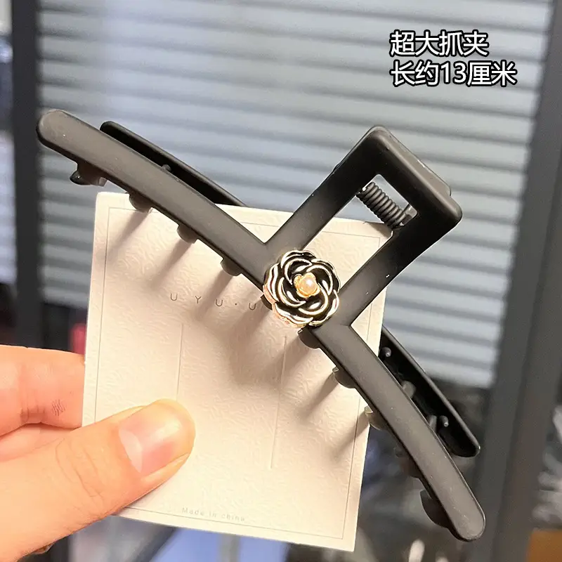 13cm Frosted Shark Hairpin Clip for Women - Image 12