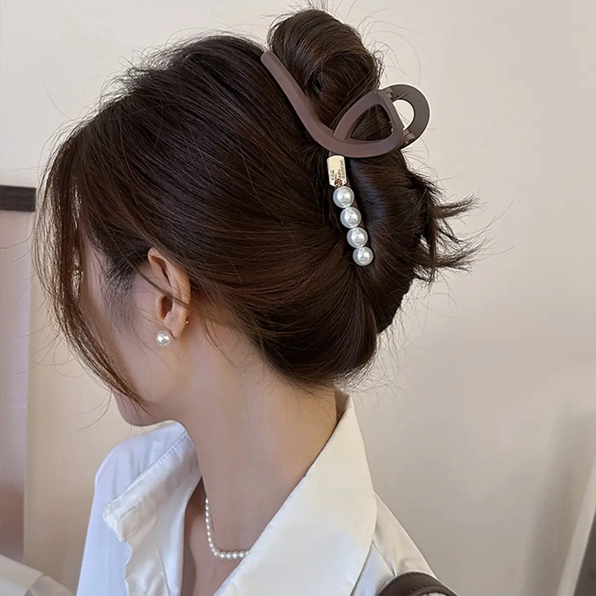 13cm Frosted Shark Hairpin Clip for Women - Image 2