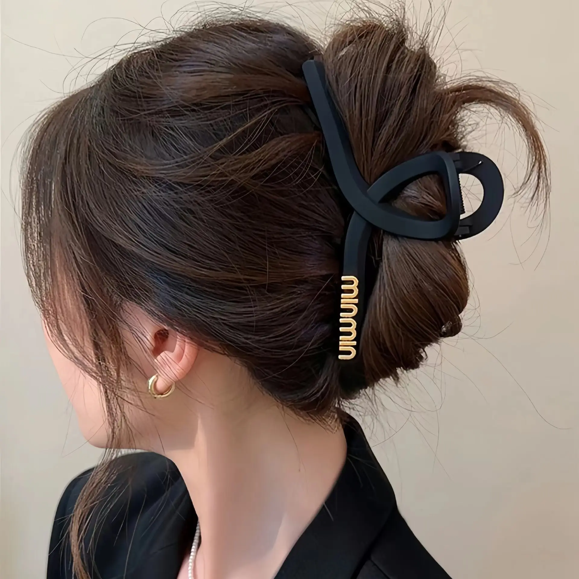 13cm Frosted Shark Hairpin Clip for Women - Image 3