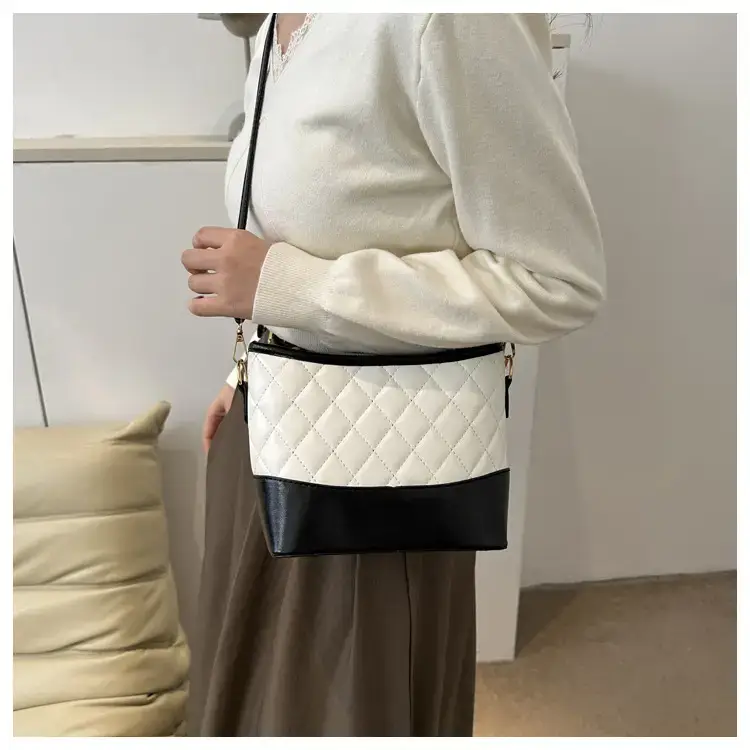 Women's White Brown Quilted Shoulder Bag 2022 — feature 14