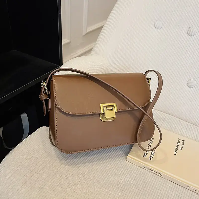 Black Leather Shoulder Bag with Gold Clasp 2023 - Image 3