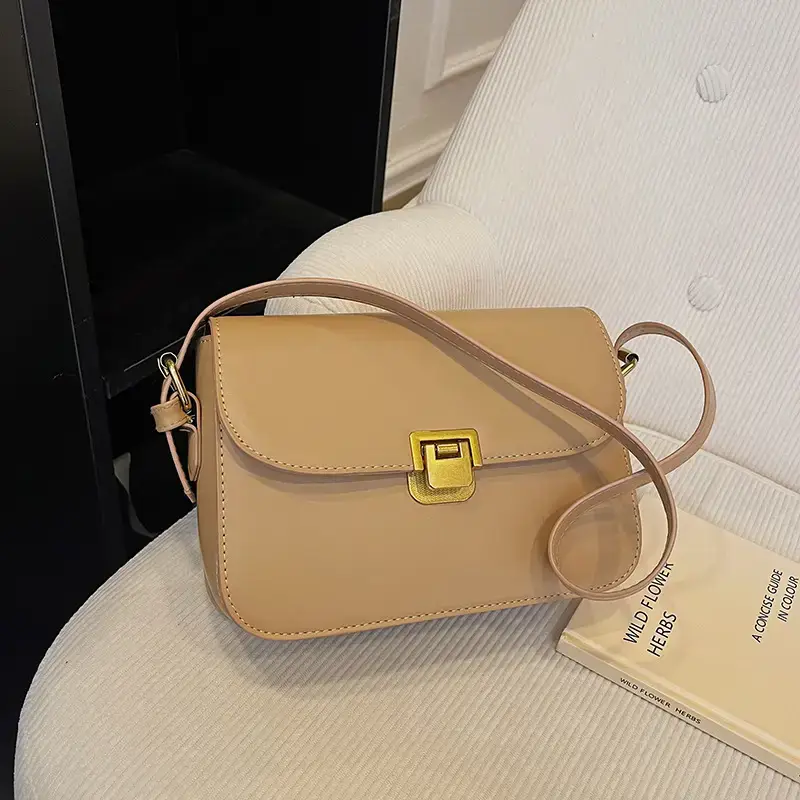 Black Leather Shoulder Bag with Gold Clasp 2023 - Image 4