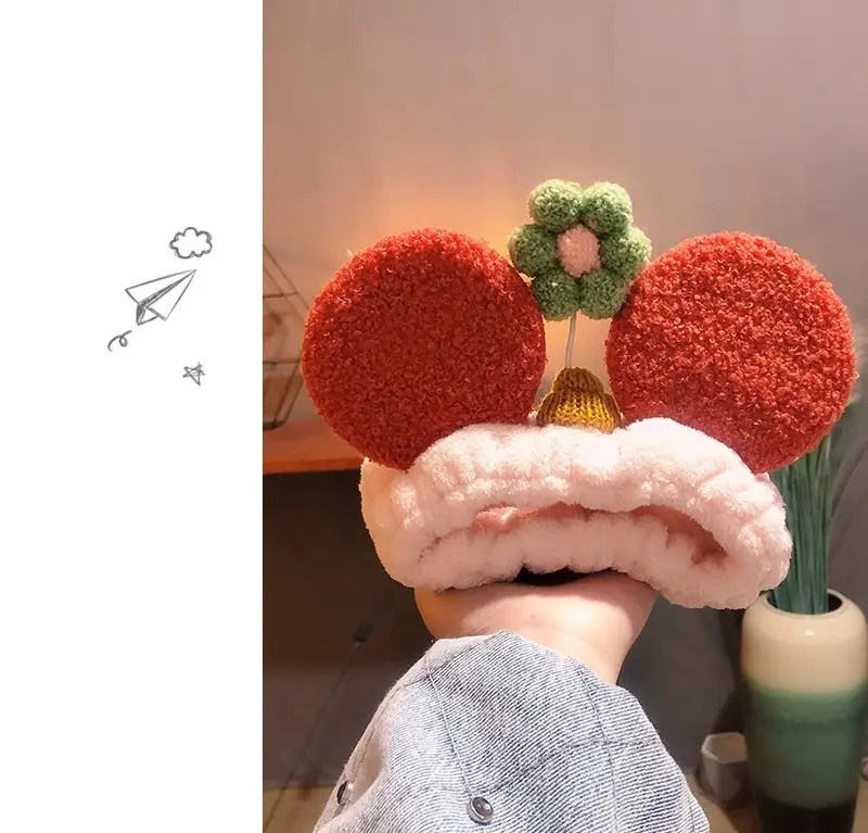 Mickey Ears Hair Wash Band Red White Female — feature 6