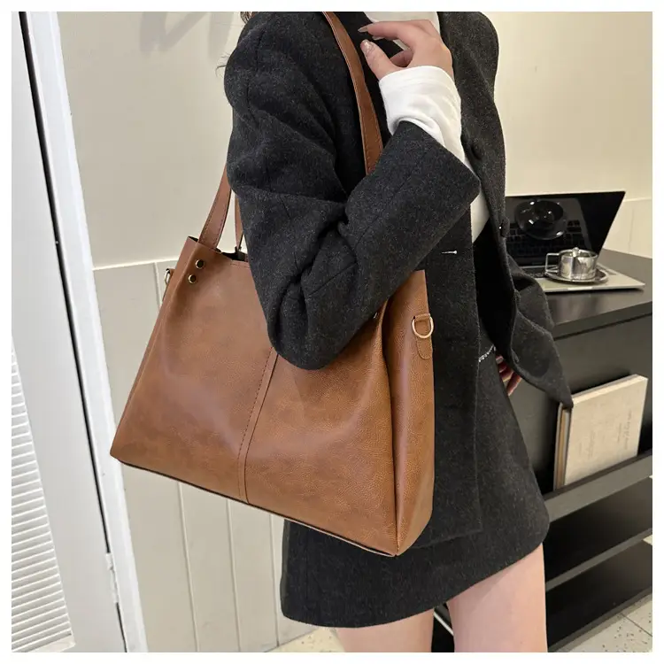 Vintage Brown Shoulder Crossbody Bag for Women - Image 6