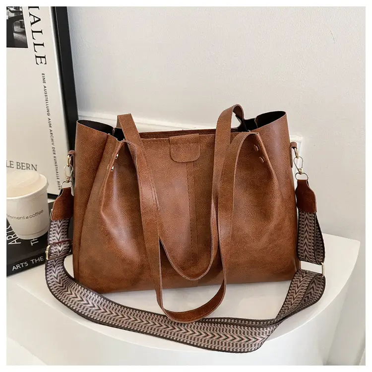 Vintage Brown Shoulder Crossbody Bag for Women - Image 3