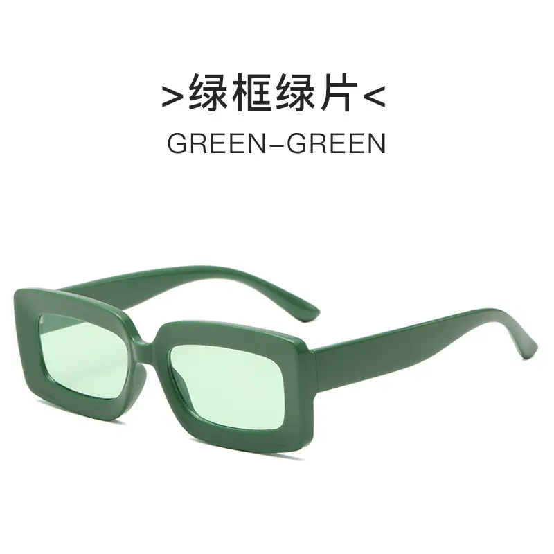 Green Retro Square Sunglasses for Women - Image 3