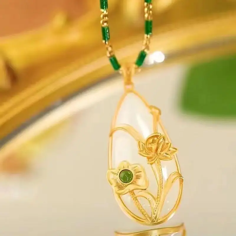 Lotus Leaf Pendant Necklace for Women Gold Green - Image 4