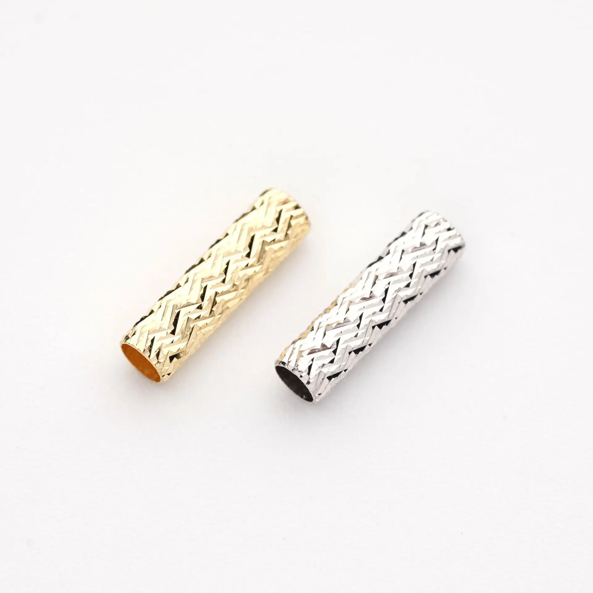 18K Gold Braided Tube Accessories Set — feature 4