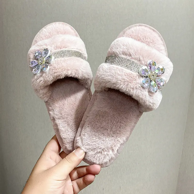 New foreign trade cross-border plush slippers women's fashion bright diamond flower fluff slippers indoor home cotton slippers