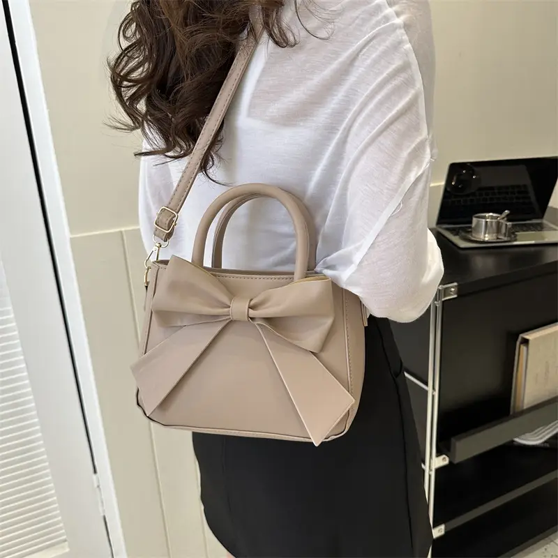 Women's White Bow Shoulder Bag 2024 - Image 6