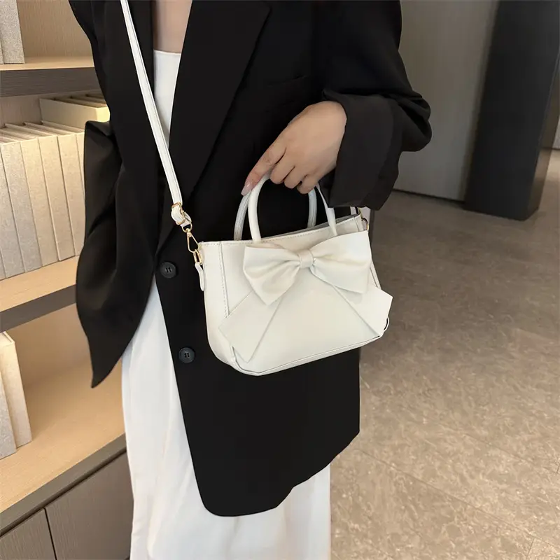 Women's White Bow Shoulder Bag 2024 - Image 7