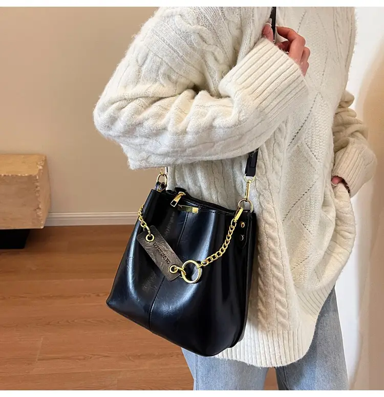 Women's Brown Crossbody Bag with Gold Chain & Leather Strap — feature 22