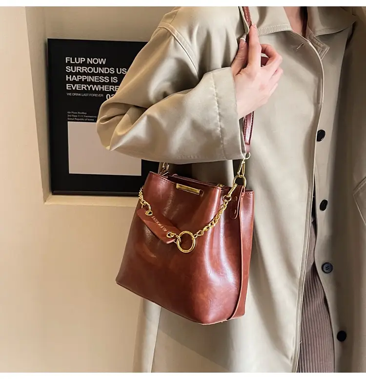 Women's Brown Crossbody Bag with Gold Chain & Leather Strap — feature 25