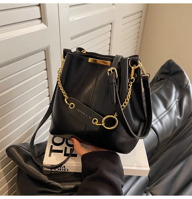 Women's Brown Crossbody Bag with Gold Chain & Leather Strap — feature 31