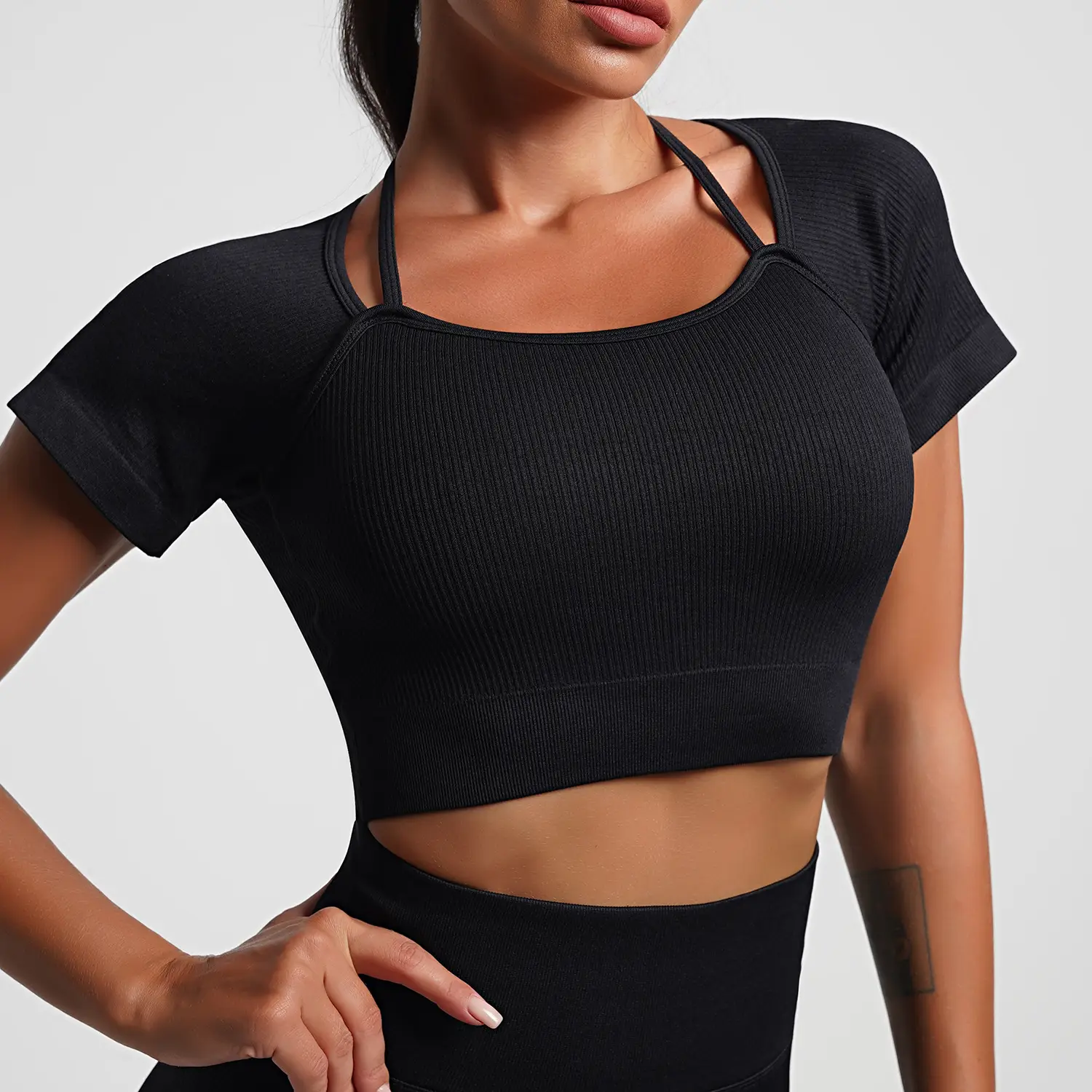 Black short sleeve (including chest pad)