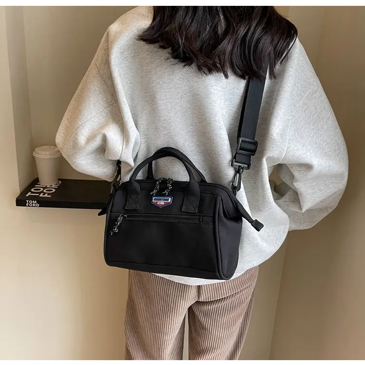 Korean Style Women's Beige Shoulder Bag 2023 — feature 30
