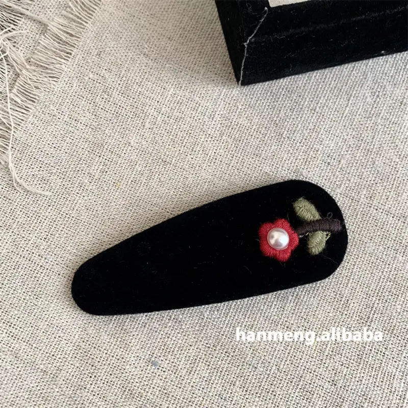 Black Velvet Pearl Hairpins for Women — feature 6