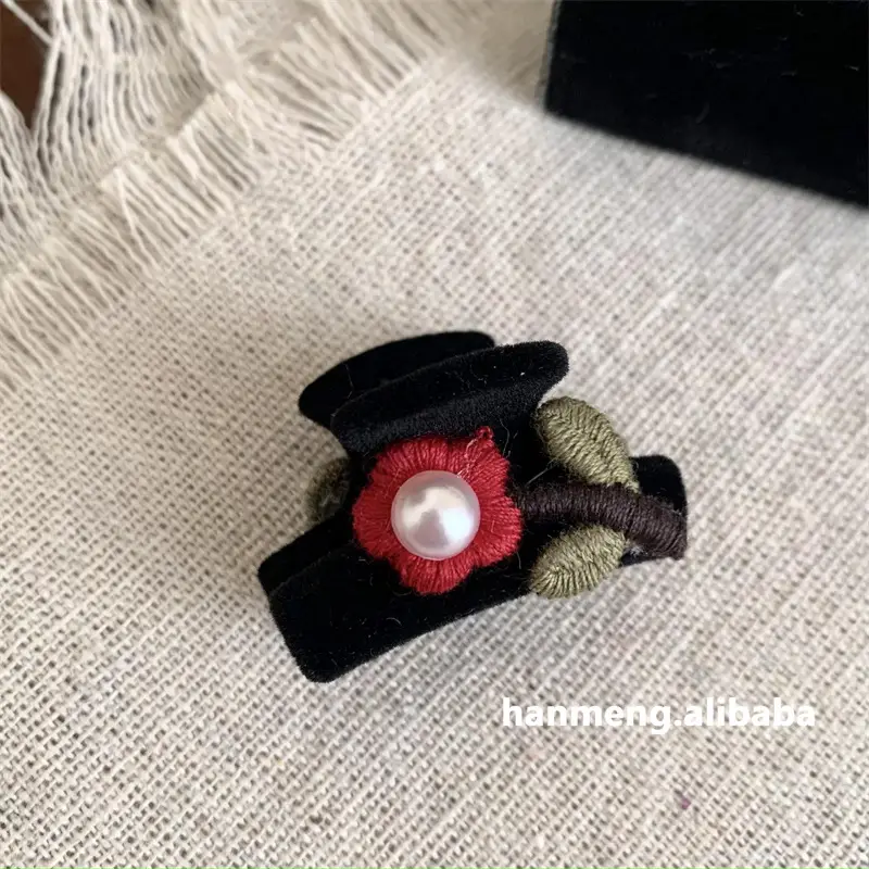 Black Velvet Pearl Hairpins for Women — feature 8