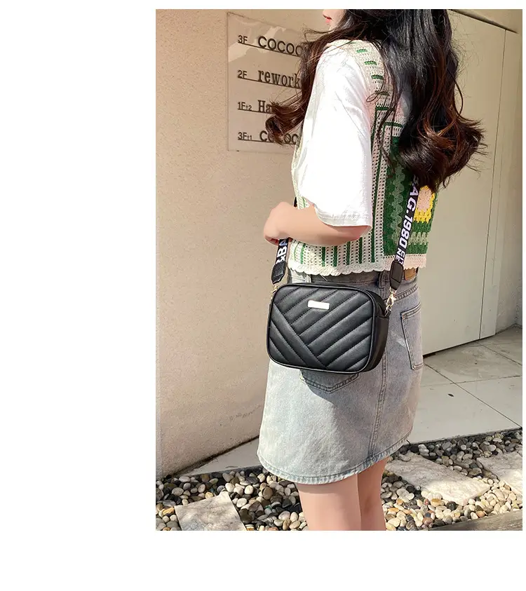 White Quilted Crossbody Bag with Embroidered Design — feature 12