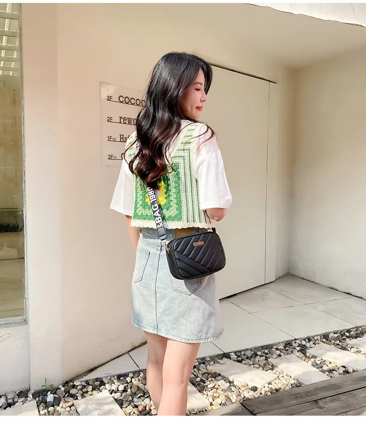 White Quilted Crossbody Bag with Embroidered Design — feature 14